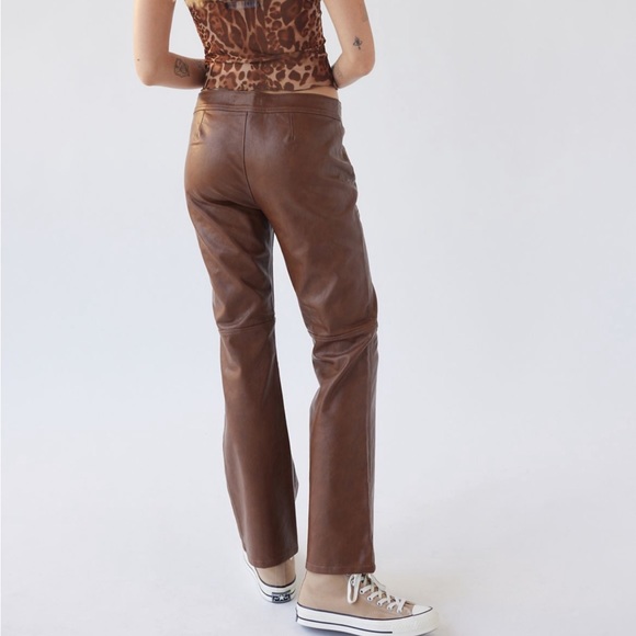 Brand New UO leather V front pant - Picture 3 of 6